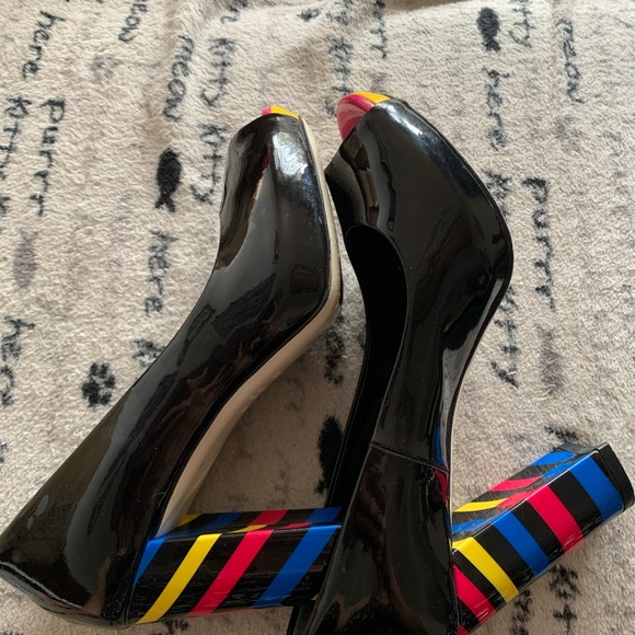 Loriblu made in Italy woman’s patent leather 🤩 pumps size 36.5 - Picture 9 of 16